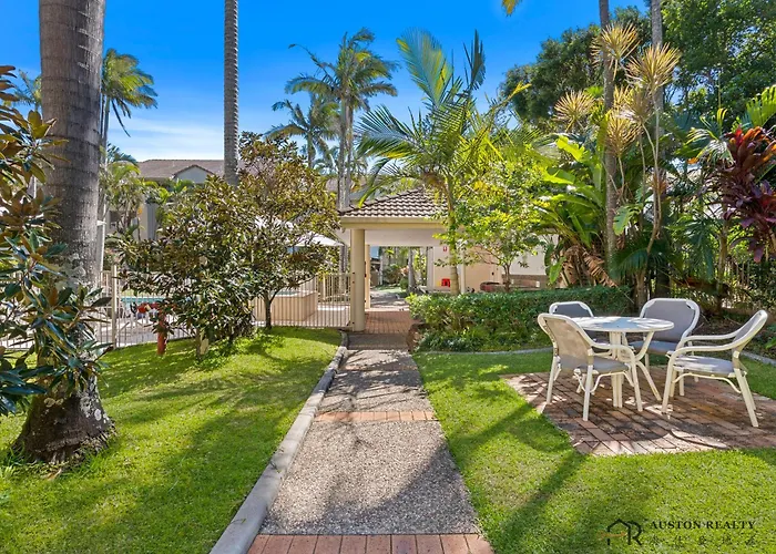 Miami Beachside Holiday Apartments Gold Coast